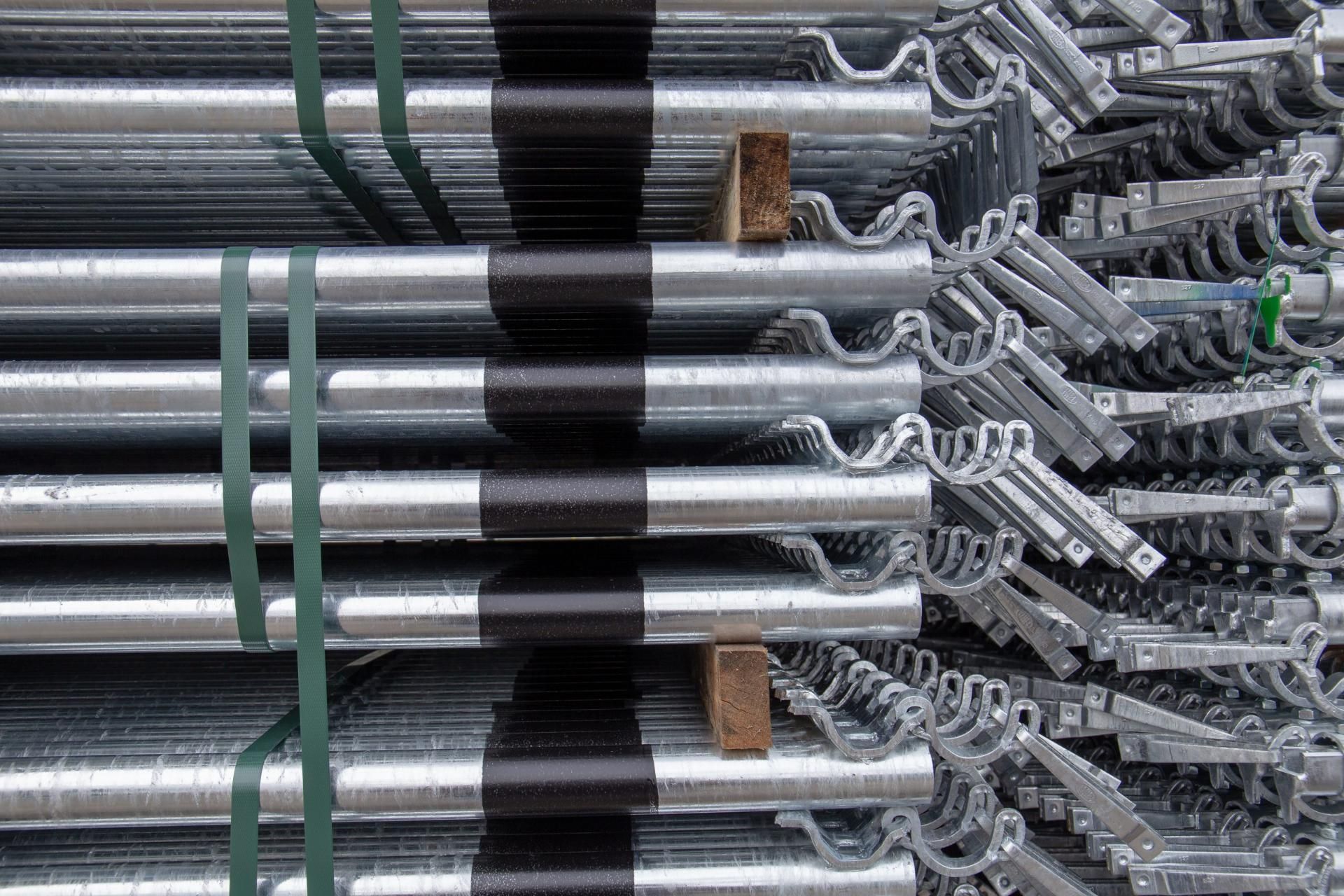 Van Thiel offers you the option of applying your company colours to your equipment
